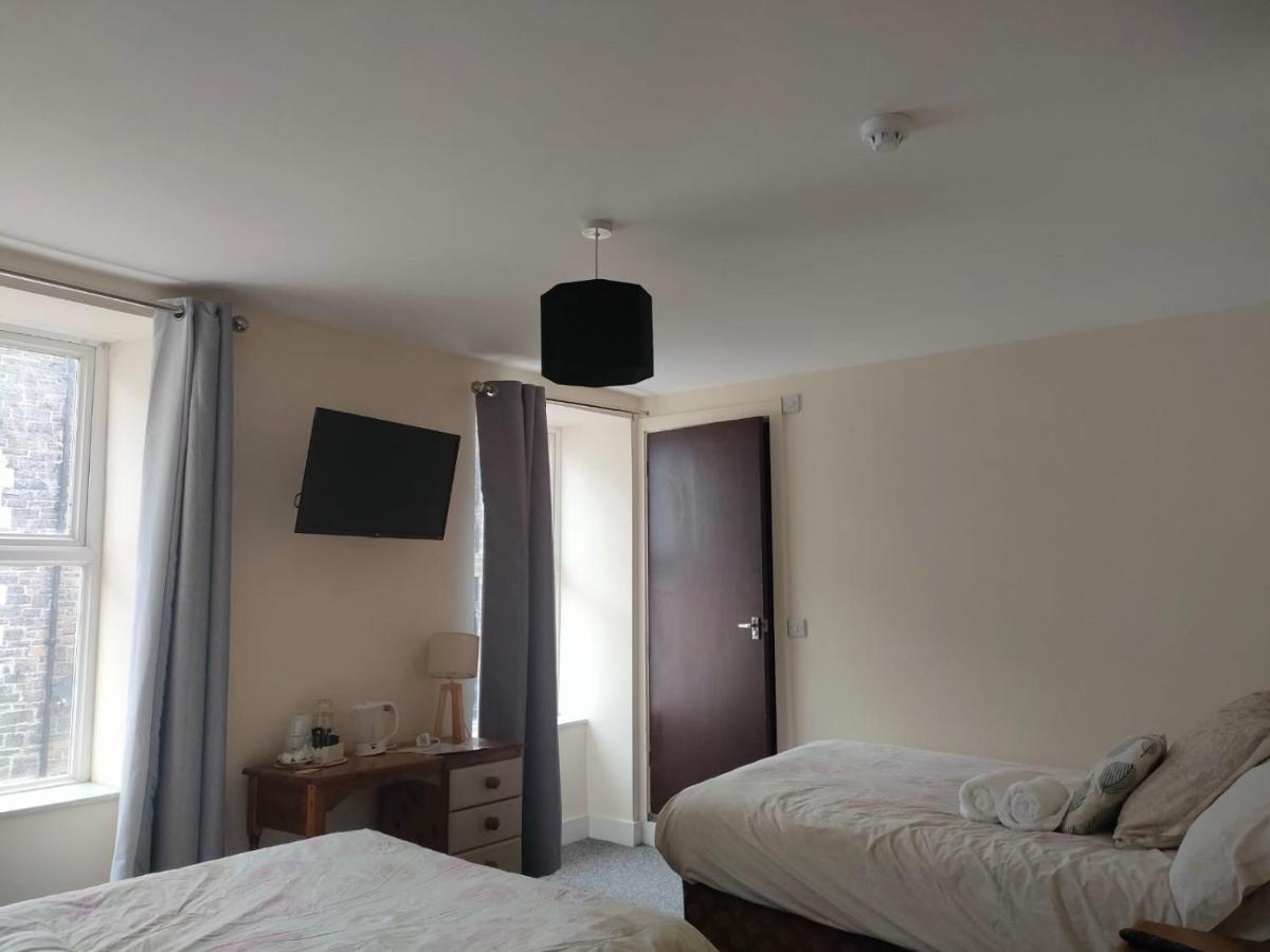 Sunnymead Guest House Αμπερίστγουιθ Εξωτερικό φωτογραφία